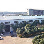 輕鋼別墅廠家的電話和地址是多少？