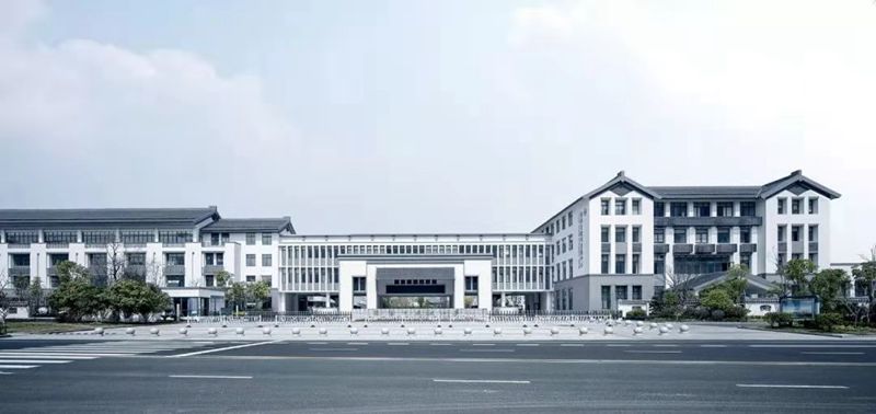 學校該有的樣子,打卡輕鋼網(wǎng)紅基地,“新中式”學校建筑(圖2) 睿婕輕鋼別墅