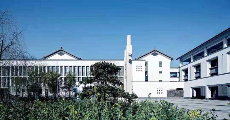 學校該有的樣子,打卡輕鋼網(wǎng)紅基地,“新中式”學校建筑(圖18) 睿婕輕鋼別墅